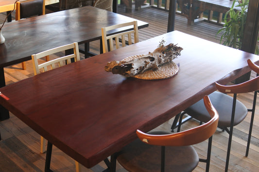 13.パープルハート|ダイニングテーブル