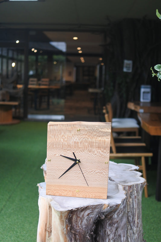 タモ|一枚板時計